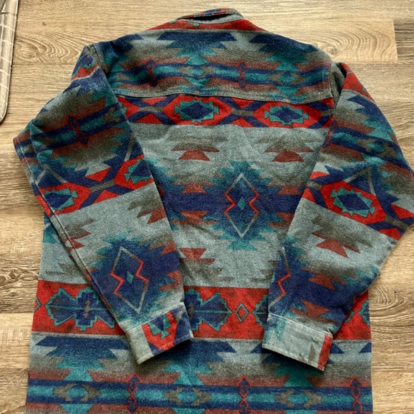 The Sportsman’s Guide Vintage Flannel Shirt Aztec Print Size Medium Men’s - Picture 5 of 5
